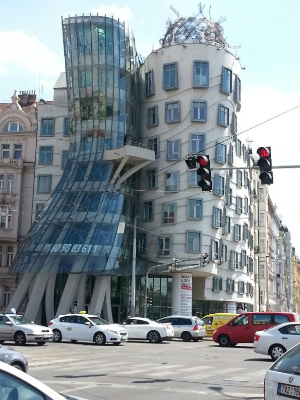 Gehry Prague_resized